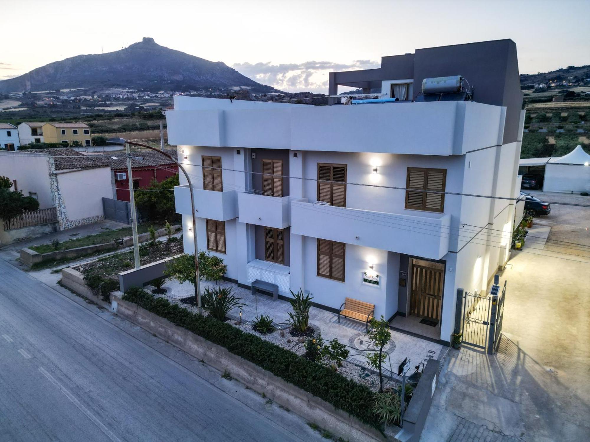 B&B Profumi Di Sicilia Valderice Luaran gambar